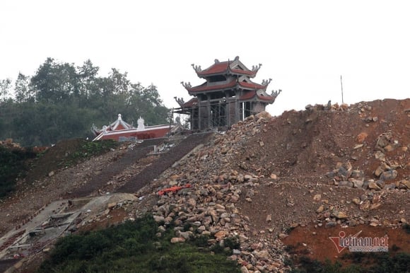 Ngổn ngang công trường phá núi xây chùa Lũng Cú 800 tỷ: Khu du lịch tâm linh mới