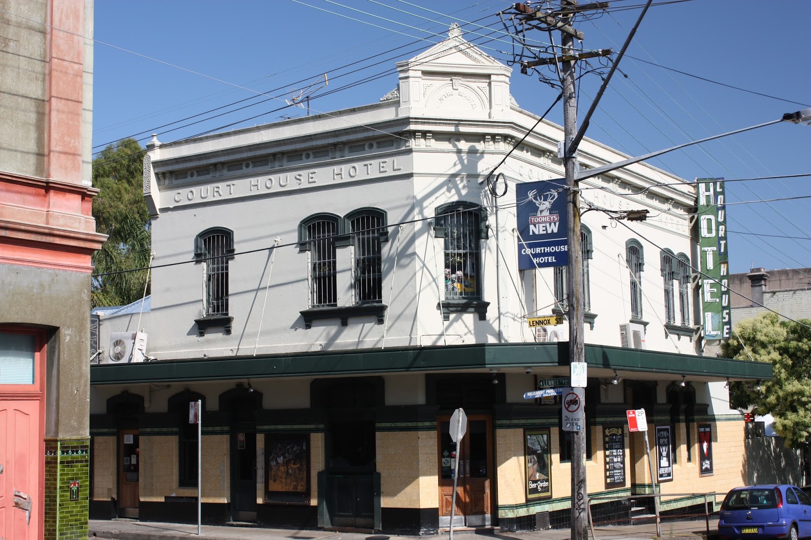 Sydney City and Suburbs Newtown, Court House Hotel