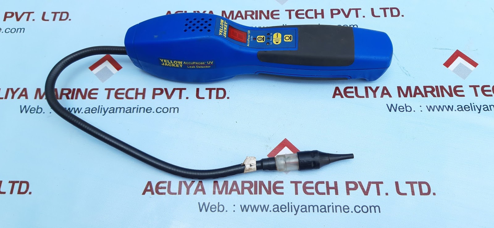 YELLOW JACKET ACCUPROBE UV LEAK DETECTOR Aeliya Marine