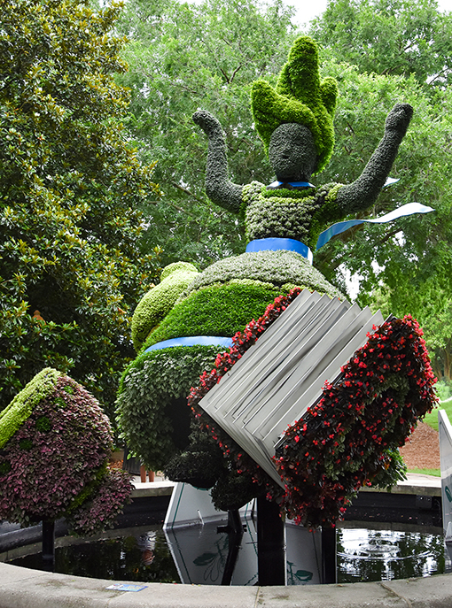 Alice's Wonderland Reimagined | Atlanta Botanical Garden | Photo by Travis Swann Taylor