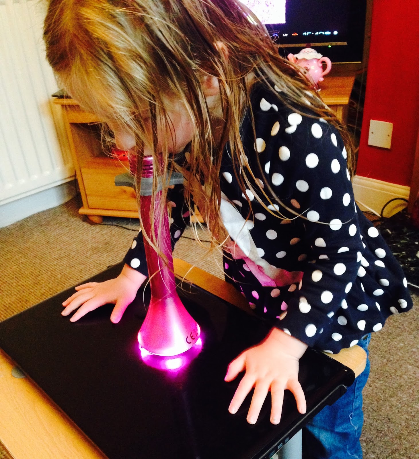 My Little L Review MiMic Bluetooth karaoke microphone speaker