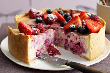 Berry Ripple Cake