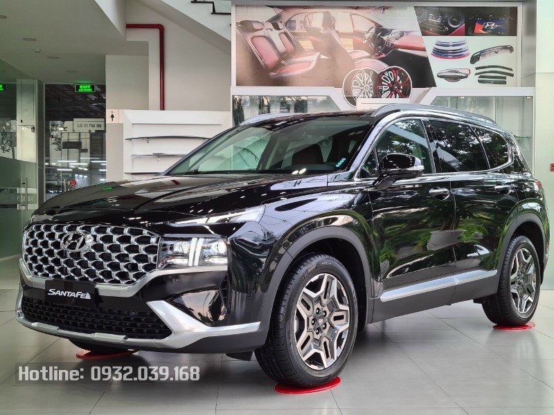 Hình ảnh thực tế Santafe Facelift 2021 màu đen tại Hyundai Đông Sài Gòn