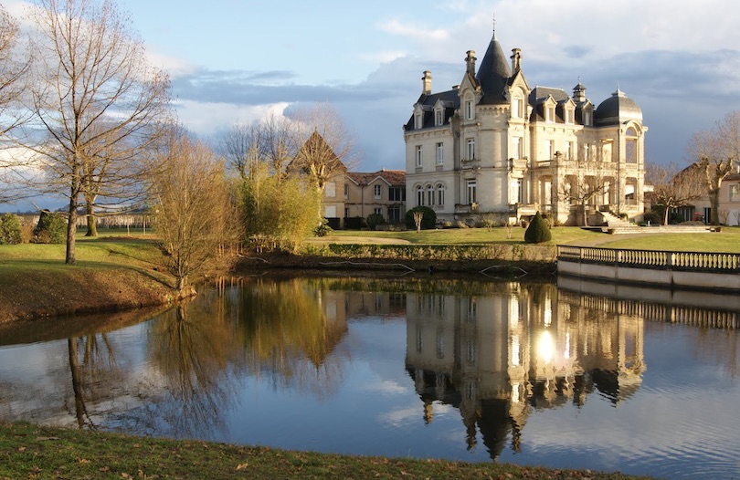 8 Best Places to Stay in France - Tourism in France