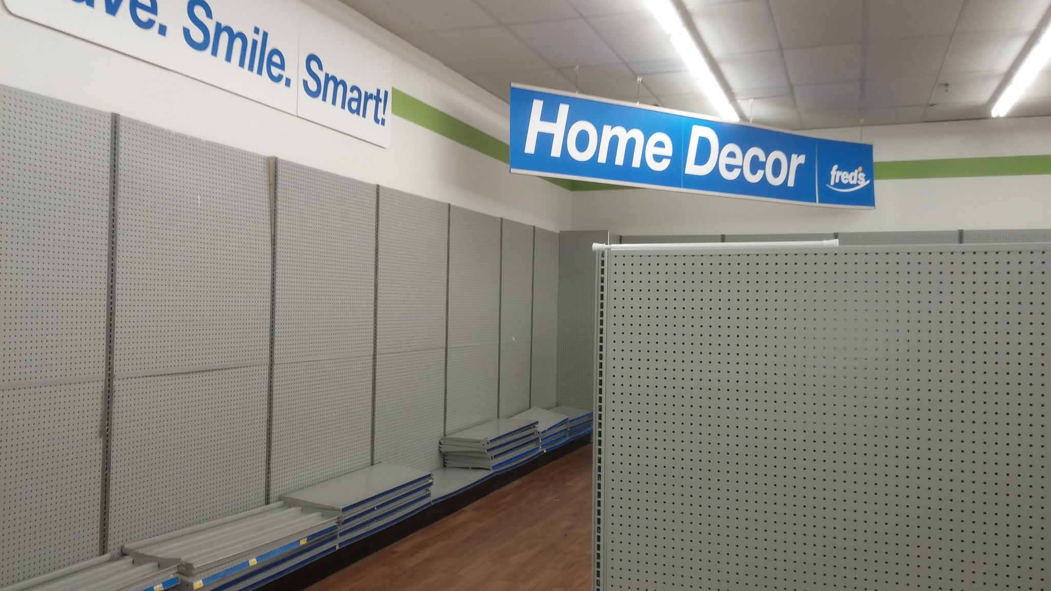 The MidSouth Retail Blog Fred's Closing, Hernando, MS (BONUS former