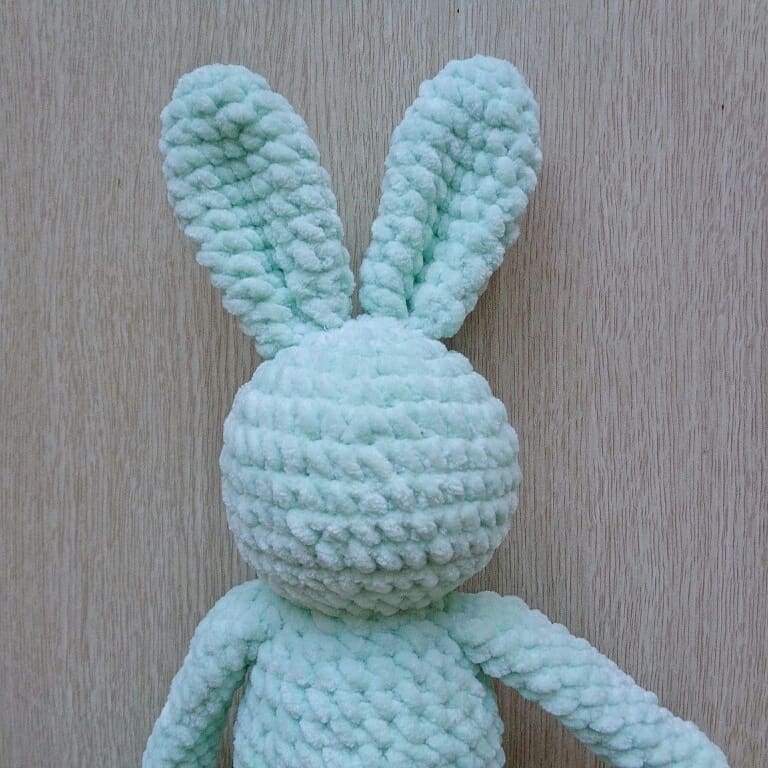 Crochet bunny amigurumi