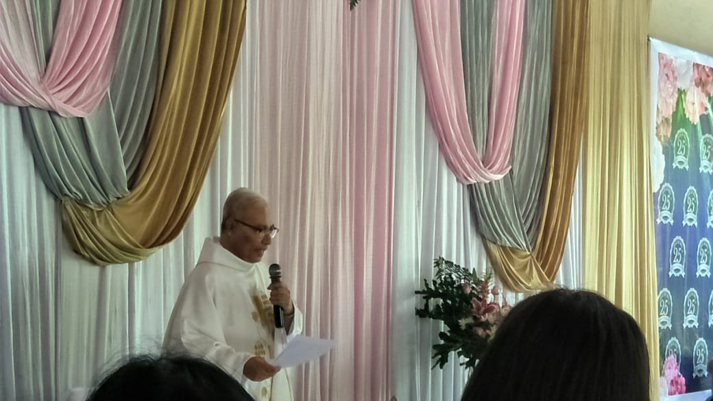 Misa Syukur Hari Ulang Tahun Perkawinan Keluarga Sadaarih