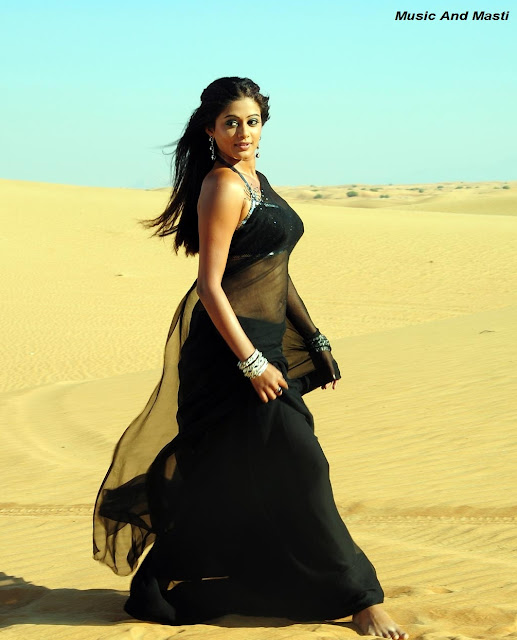 Actress Priyamani Black Saree Photos
