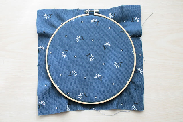 pin-board-con-telaio-e-sughero-stoffa