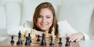 الاحسن والاغرب في النساء +شطرنج