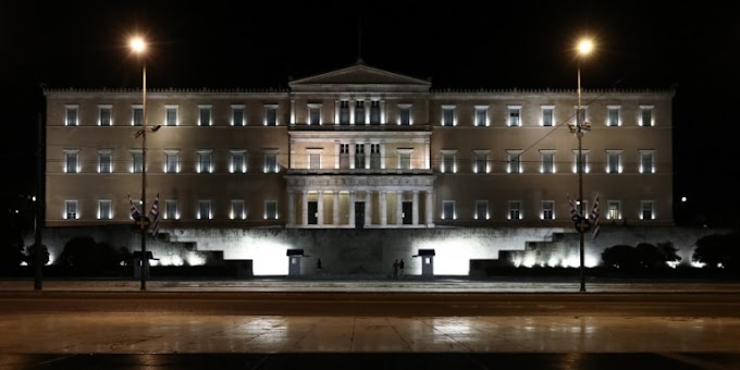  Κορωνοϊός: Σε ποιες περιοχές ισχύουν τα νέα μέτρα -Μάσκα παντού και νυχτερινή απαγόρευση κυκλοφορίας  