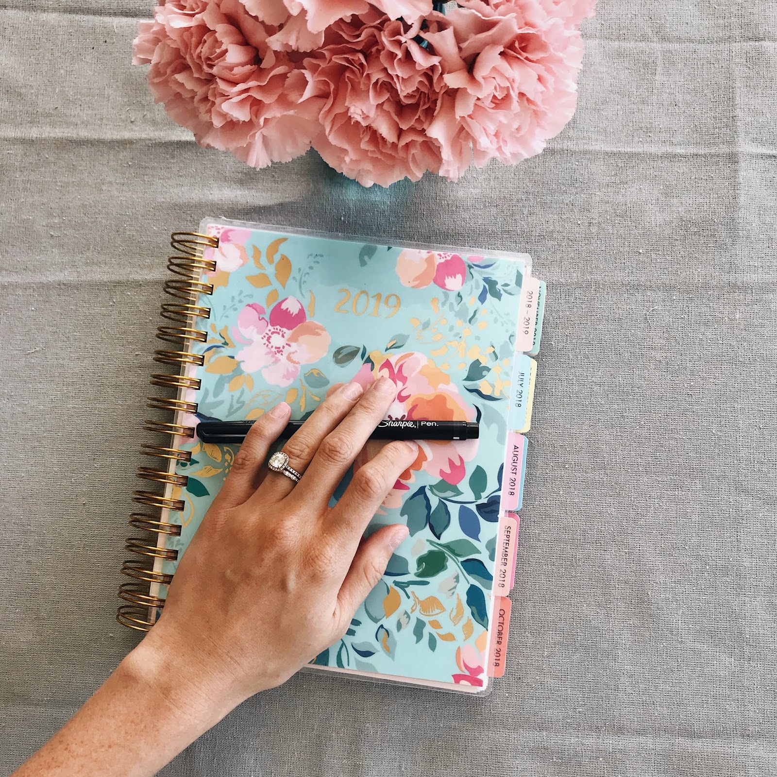 Our Davis Days Favorites // DaySpring Daily Planner.