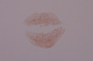 kiss, lipstick, super smoocher