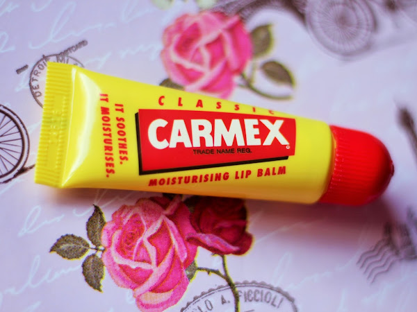 Review - Carmex Lip Balm