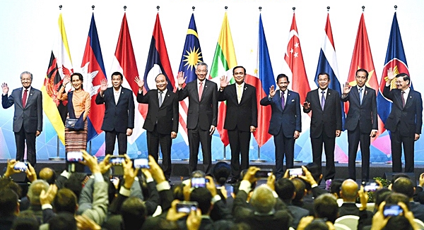Lembar Kerja Peserta Didik " Interaksi Antar Negara-Negara ASEAN "