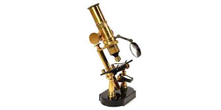 Pengertian mikroskop adalah  salah satu alat bantu dalam proses pengamatan suatu objek renik/mikron (Chaeri et al. 2008). berbagai macam jenis mikroskop diawali dengan sejarah tentang penemuan mikroskop dalam membantu manusia untuk mengamati mikroorganisme.