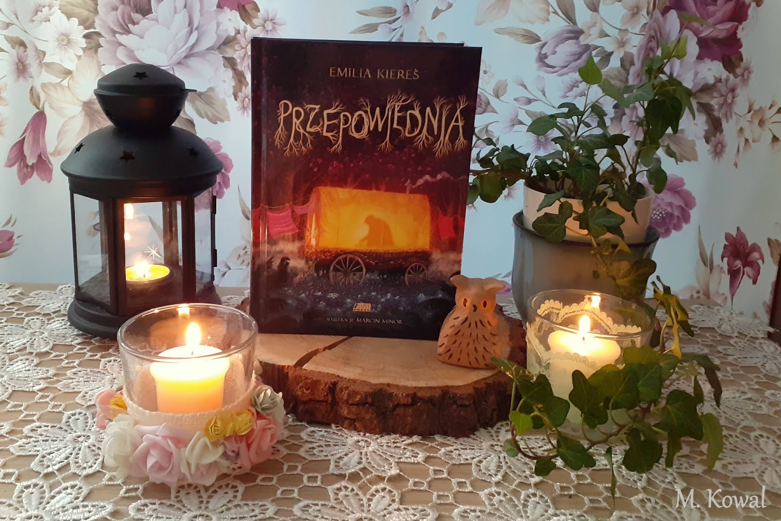książka Przepowiednia