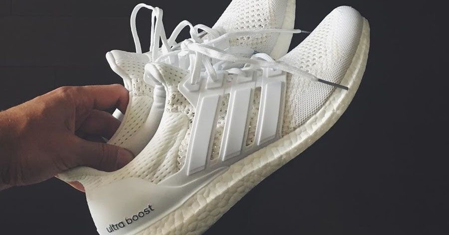 triple white adidas ultraboost