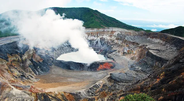 Volcán Poás en Costa Rica