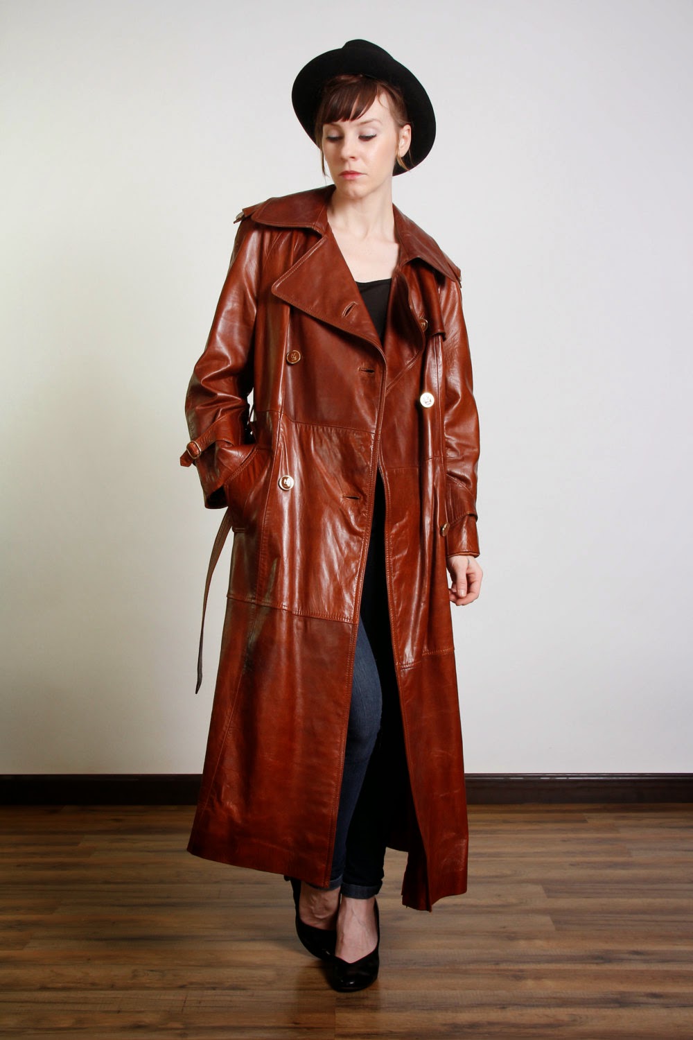 Leather Beauties: Headcoat Girls-Post 17
