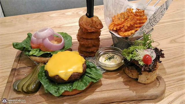 Go Cheese Lightning Burger Delicious Cafe One Utama,