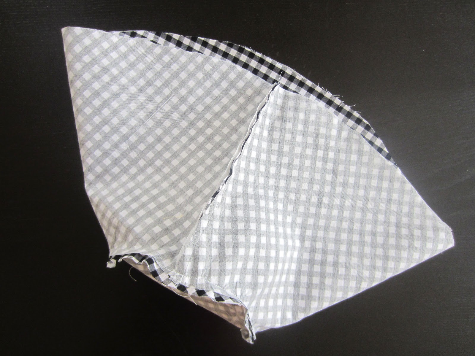 Staying Steyn Celebrate Easter Reversible Basket Liner Tutorial