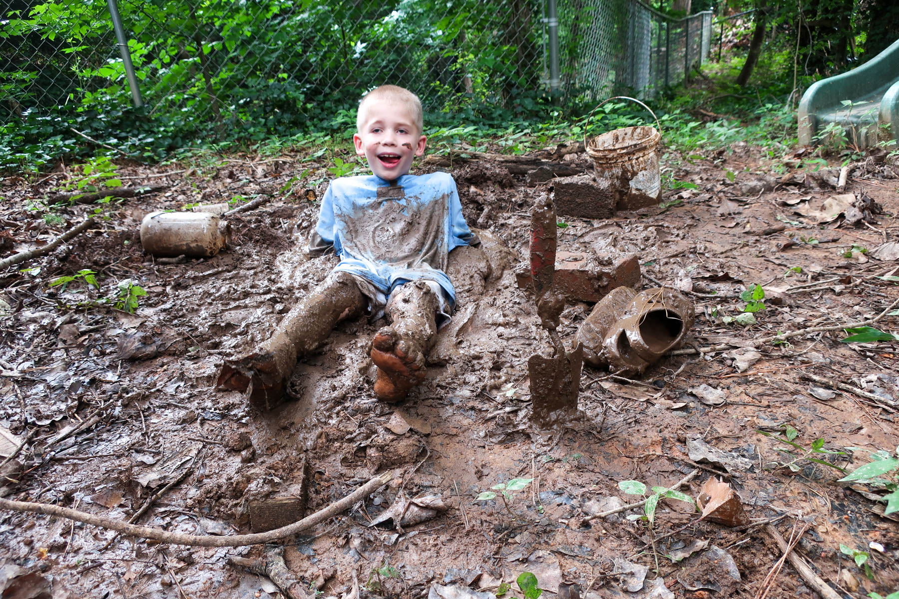Heissatopia Mud, baths