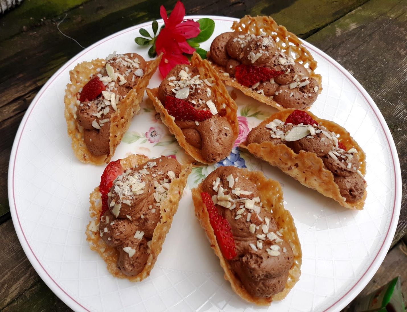 Persnickety Almond Lace Cookies