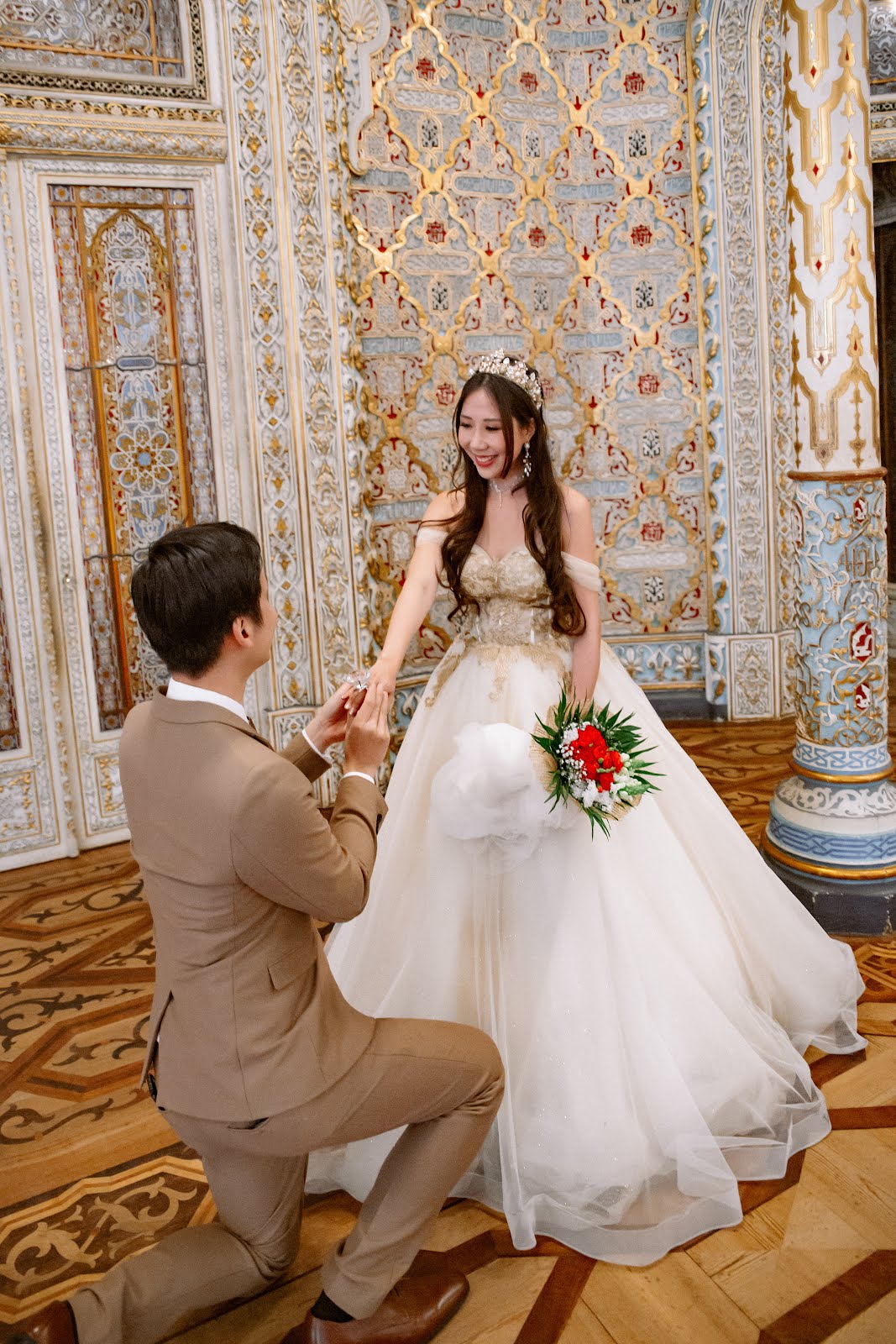 Dr VT & Sara Shantelle Lim's Pre-Wedding Photos at BOLSA PALACE Portugal (PART 1)