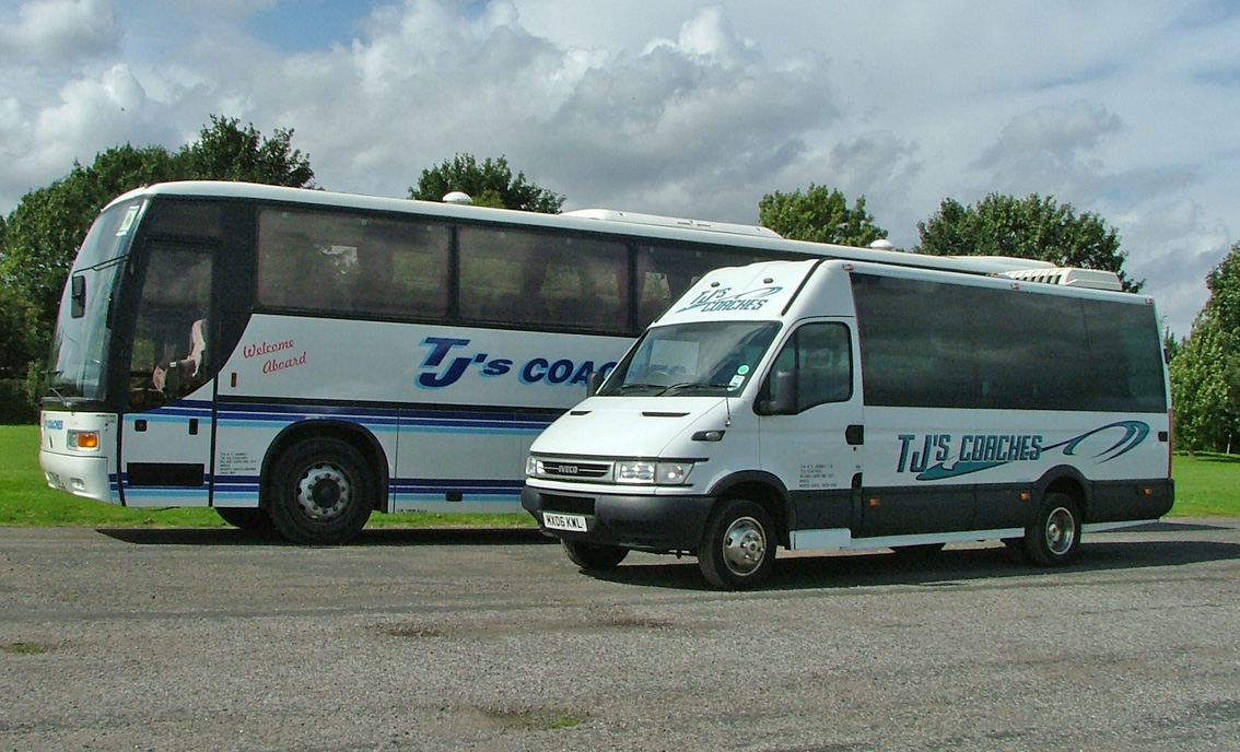 coach tours edinburgh