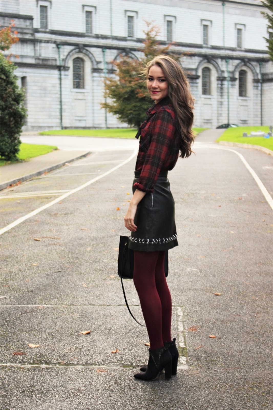 OOTD 61 / TIPS 2 Burgundy Fall Outfit Tips How to Rock Colorful