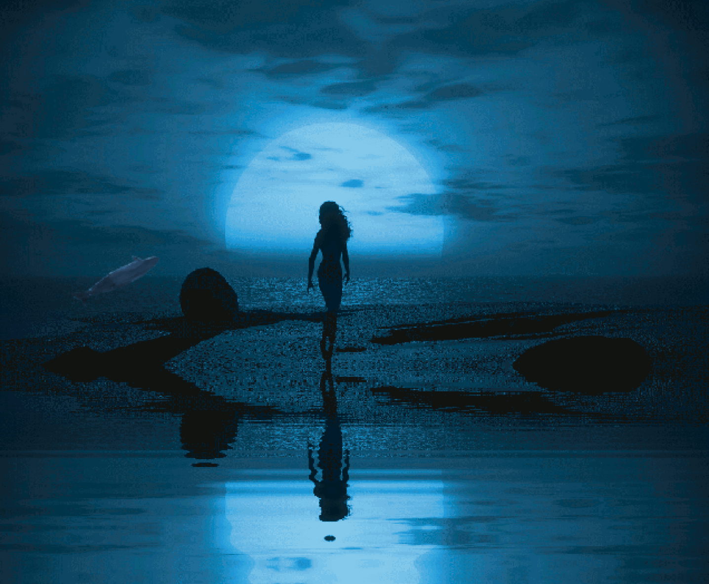 К чему снится уходящая вода. Ночное купание. Уходящая девушка. Море Луна девушка. Уходящая в ночь.