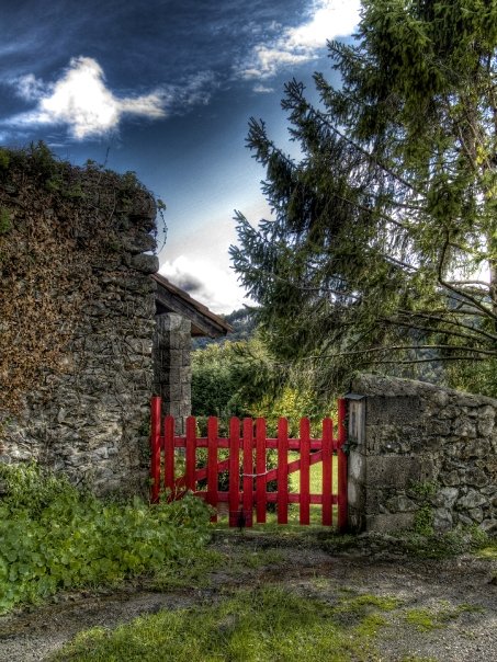 Puerta Roja (Foto de Felix Ruano)