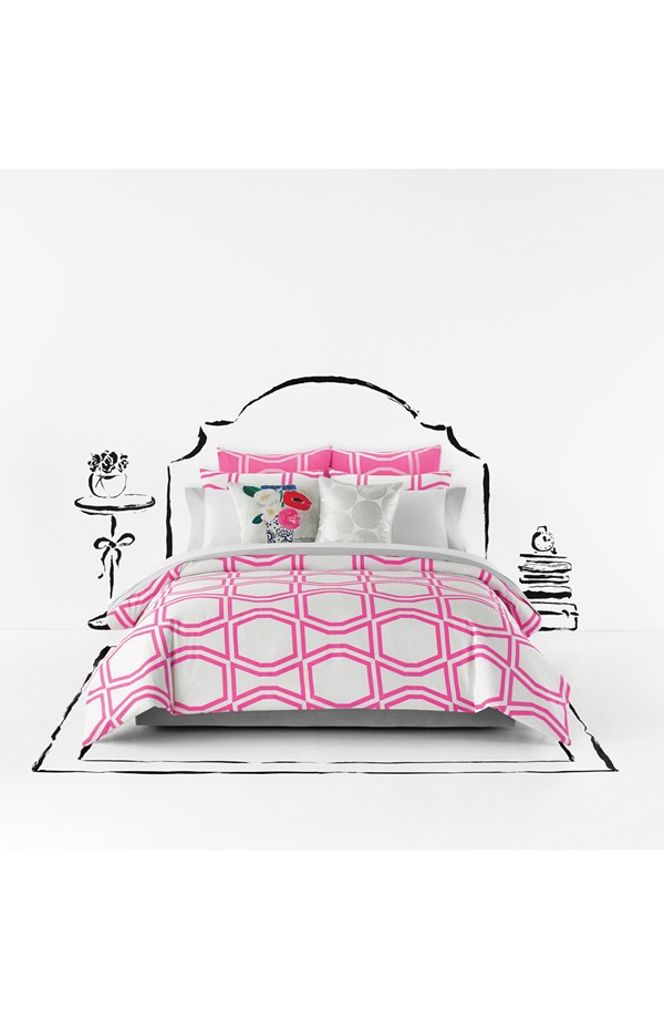 Bedding + Pillow Love - Natalie Mason
