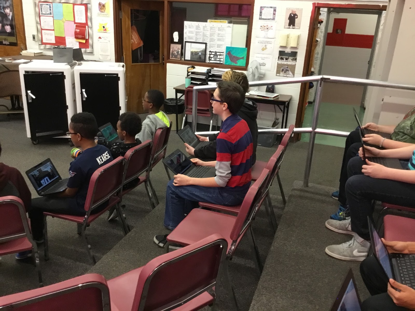 Talking Taylor Schools WEST MIDDLE SCHOOL chorus prepare with laptops!