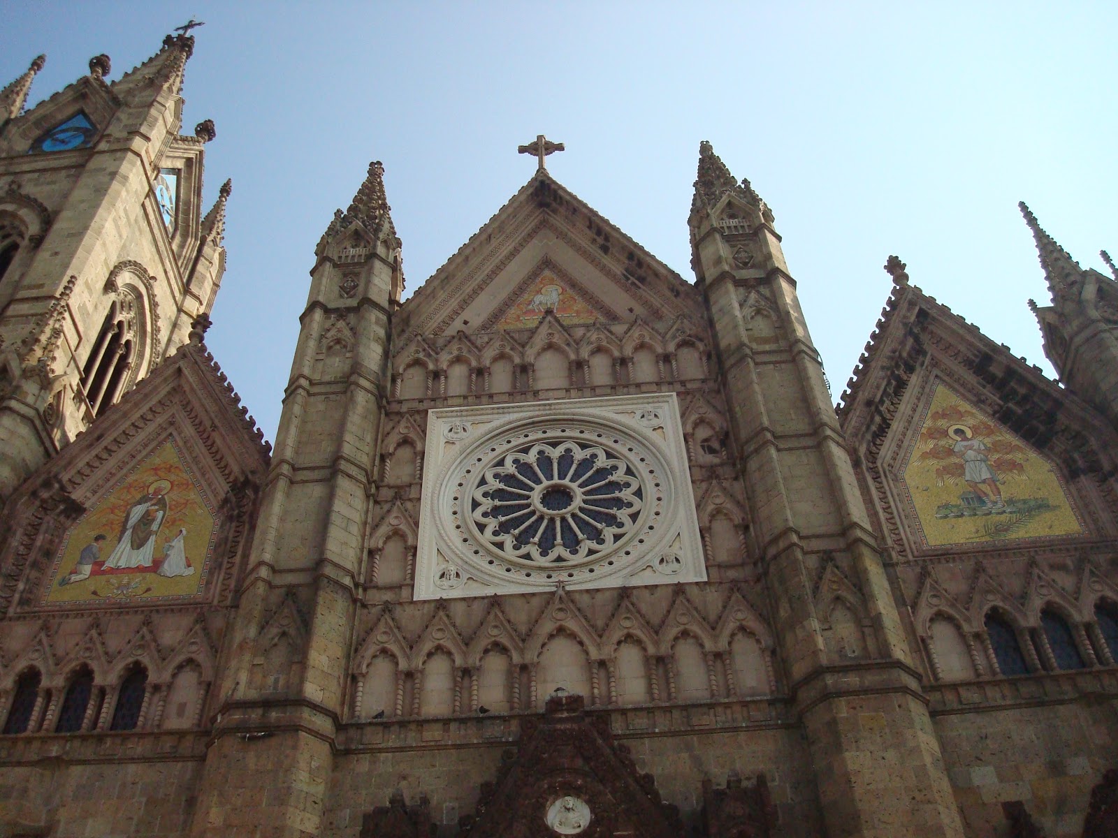 sancarlosfortin: templo expiatorio en guadalajara jalisco mexico