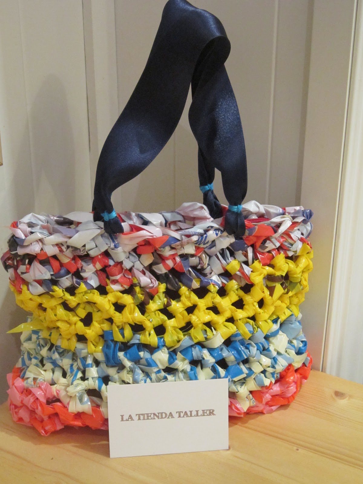 Tejiendo a maquina Bolso tejido con