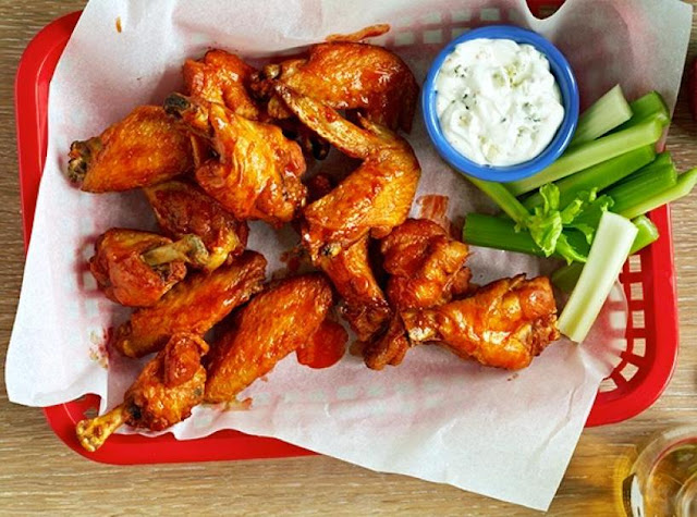 Hot Chicken Wings 