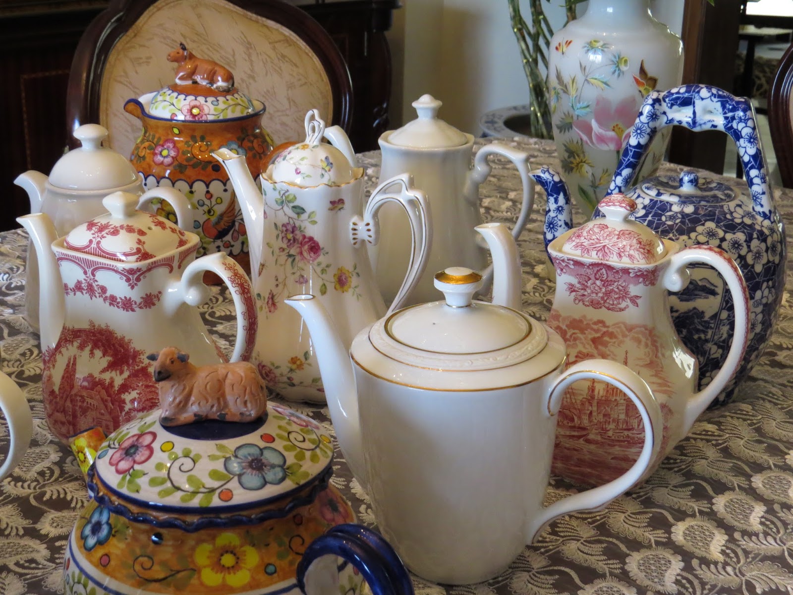 FABBY'S LIVING Don't You just Love Teapots?