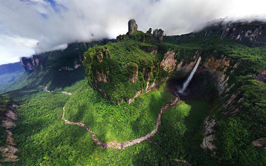 Mount Roraima | World Tour 24 hr