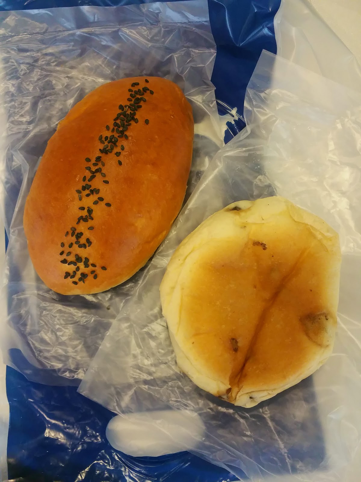 What You'll Find In The Best Japanese Bakery in Singapore XDantheManX