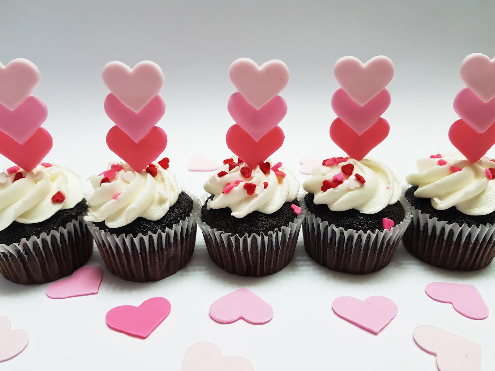 Triple Hearts Fondant Cupcake Toppers