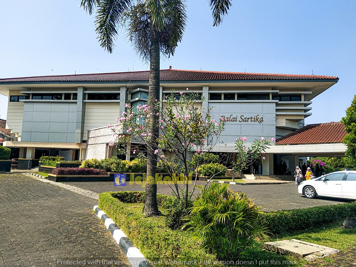 Harga Tiket Masuk Kolam Renang di Bikasoga Sport Center Bandung