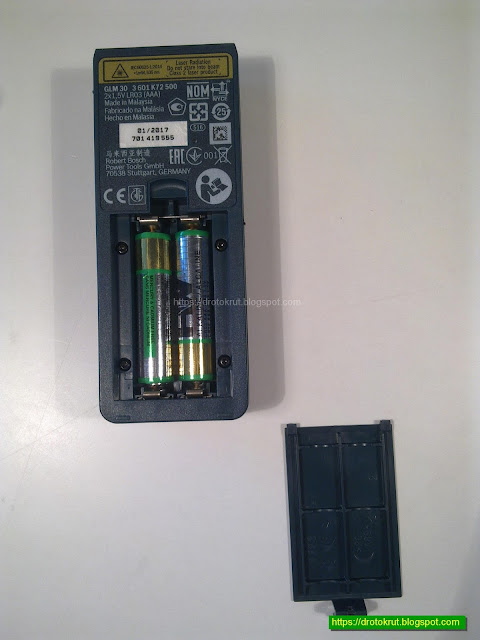 Батарейный отсек лазерного дальномера Bosch Professional GLM 30