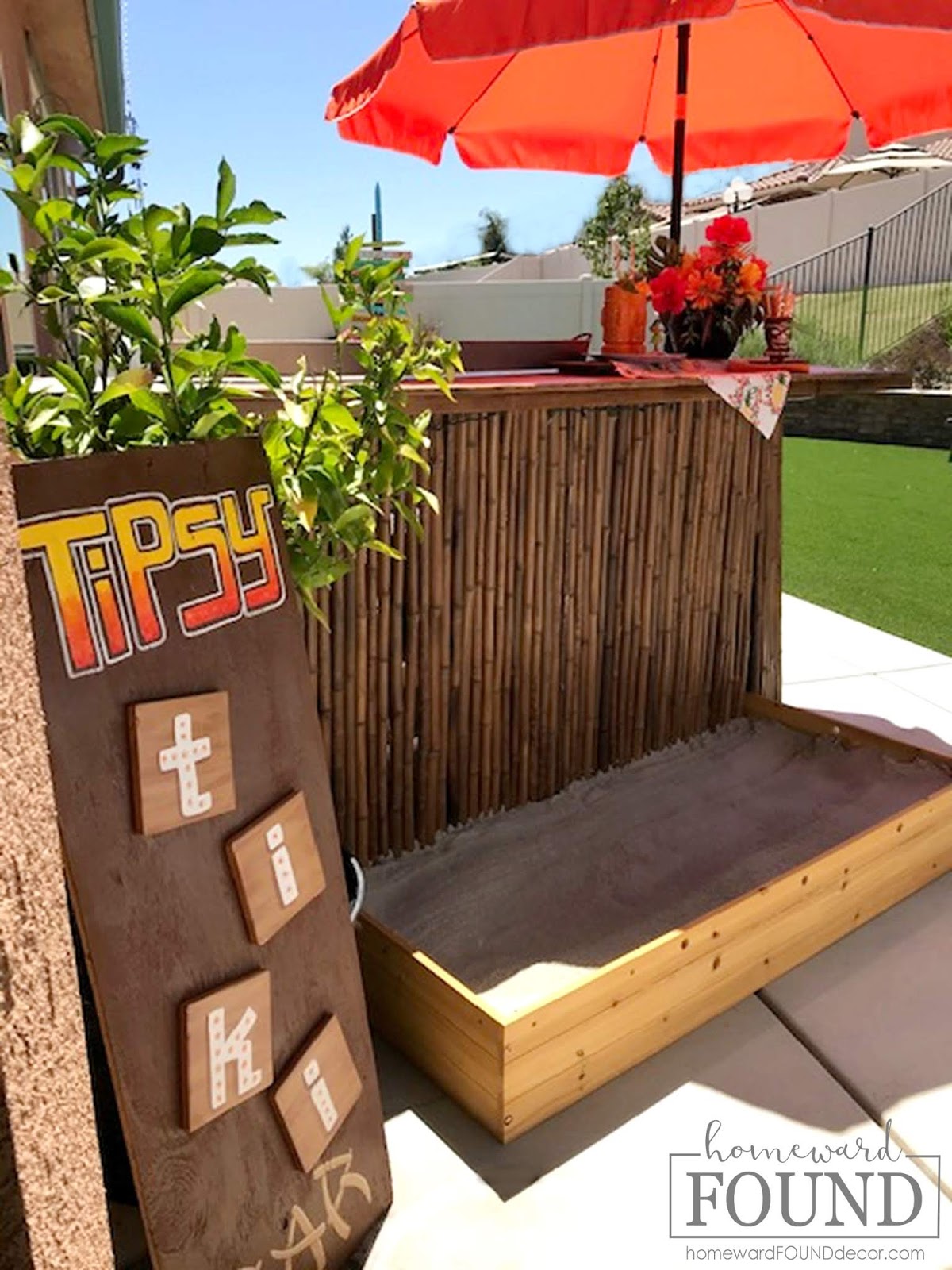 Build A Backyard Tiki Bar In A Sandbox Homewardfound Decor