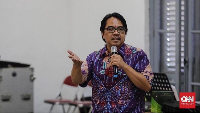 Sebut FPI Organisasi Preman, Ade Armando Kembali Dipolisikan Sebut FPI Organisasi Preman, Ade Armando Kembali Dipolisikan