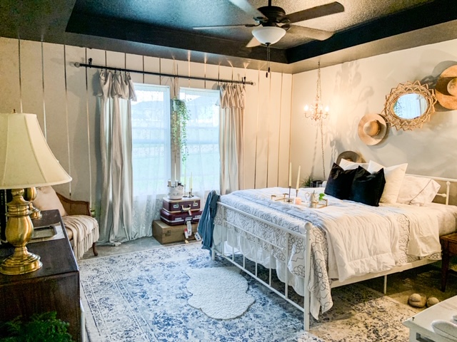 black and white bedroom