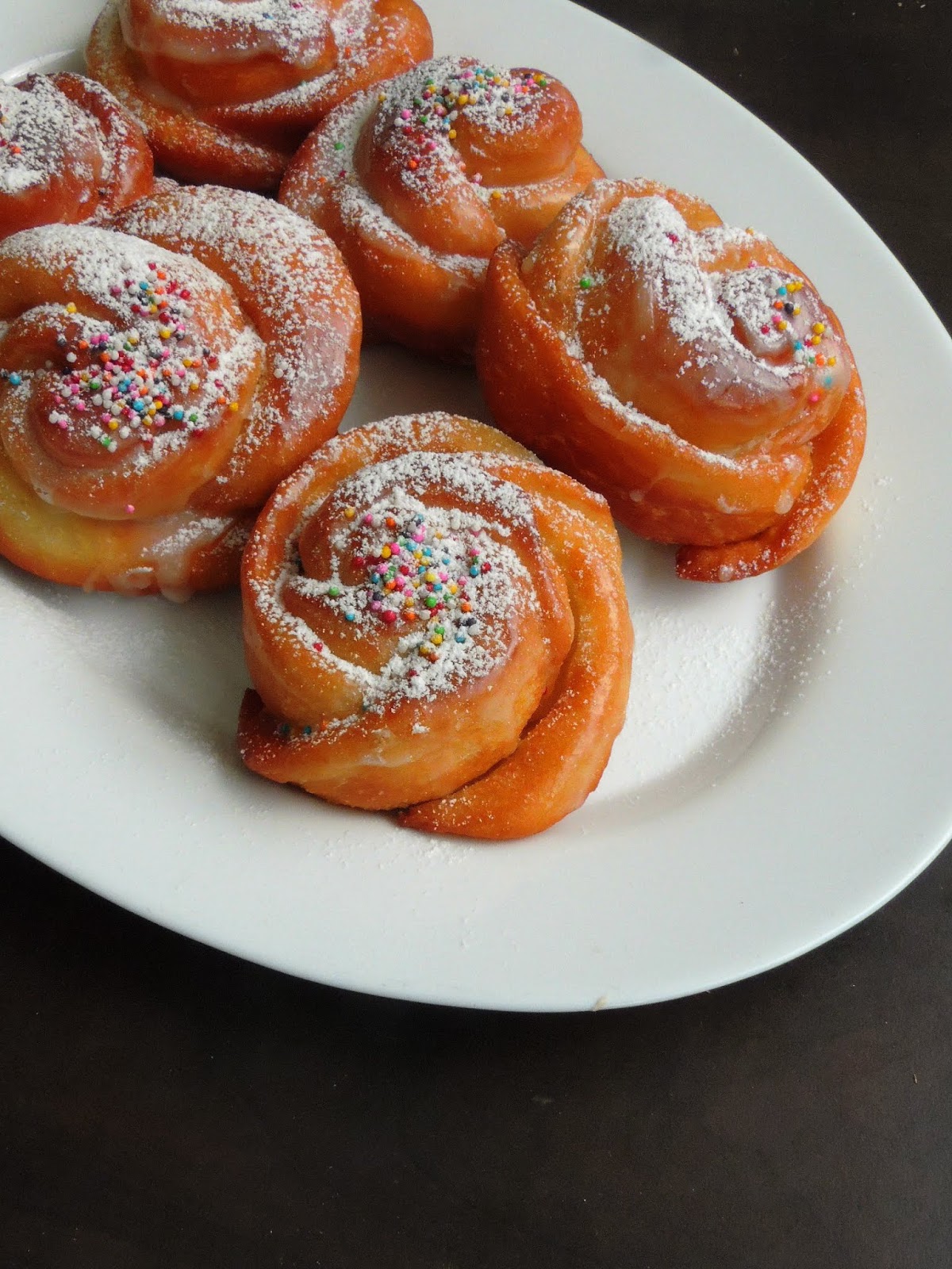Priya's Versatile Recipes Eggless Rose Shaped Donuts/Rose Doughnuts