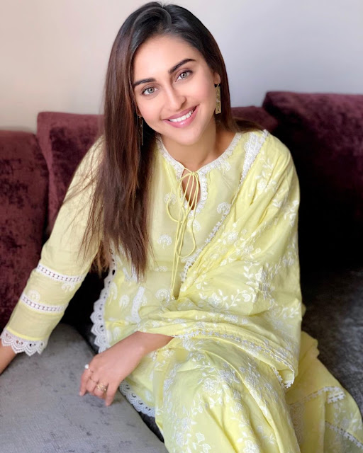 Krystle Dsouza  (Indian Actress) Wiki, Biography, Age, Height, Family, Career, Awards, and Many More...