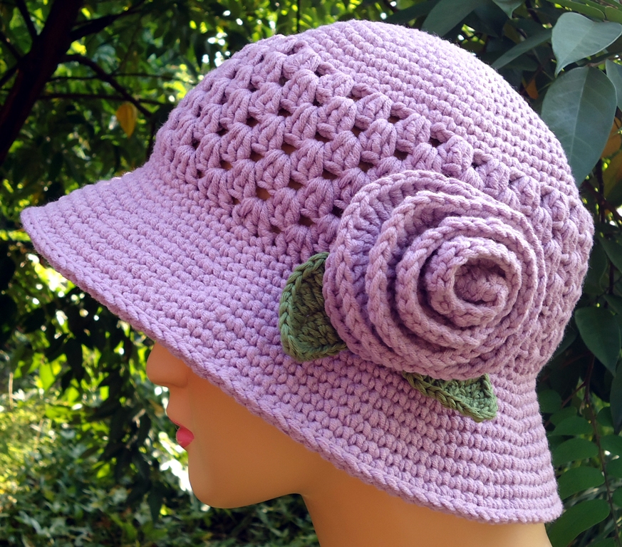stitch-of-love-pattern-crochet-hat-for-my-mom